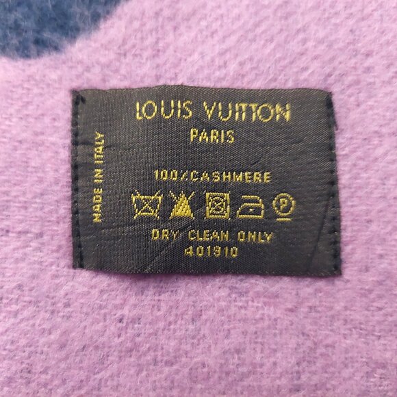 LOUIS VUITTON Reykjavik Navy Blue & Lavender Reversible Cashmere Scarf Pre-Owned - Picture 11 of 11